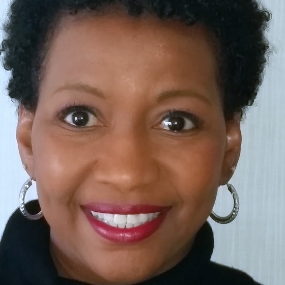 Meet your Posher, Jacqueline - Picture 1 of 1